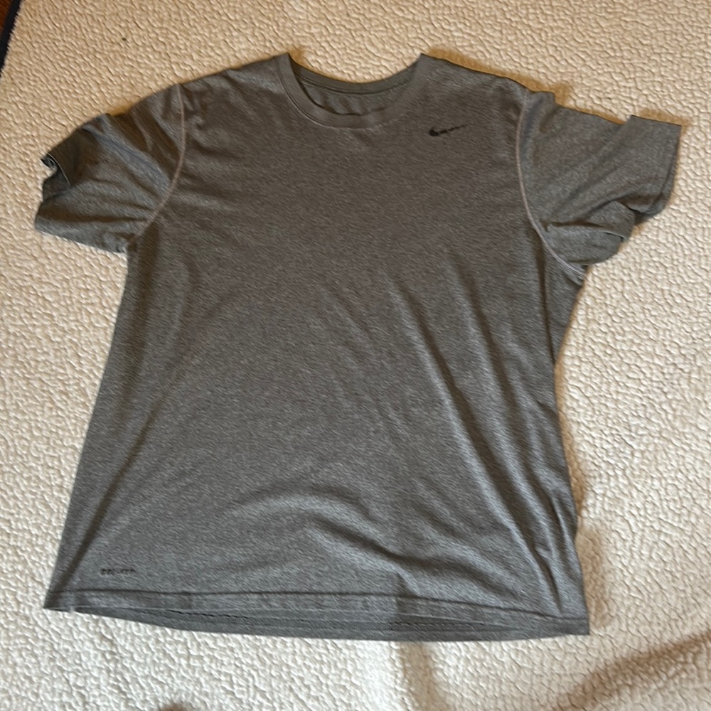 Nike dri-fit tshirt